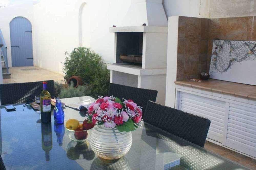 Blue Coral Beach Villas Пафос Экстерьер фото
